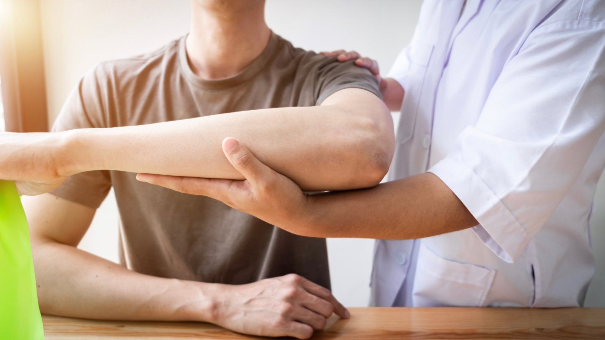 Understanding Rotator Cuff Injuries: Causes, Rehabilitation, and Preve ...